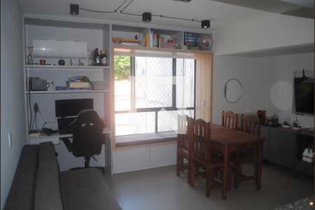 Sala  de apartamento para alugar com 1 quarto, 45m² em Caminho das Árvores, Salvador