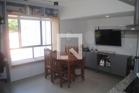 Sala  de apartamento para alugar com 1 quarto, 45m² em Caminho das Árvores, Salvador