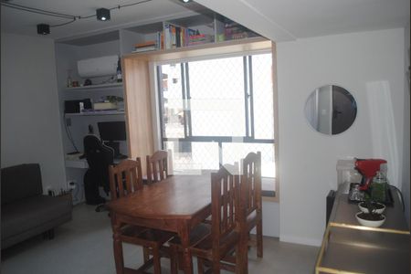 Sala  de apartamento para alugar com 1 quarto, 45m² em Caminho das Árvores, Salvador