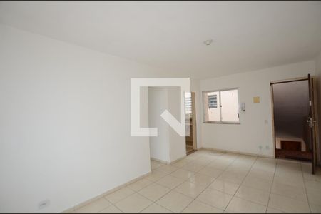 Sala de apartamento para alugar com 1 quarto, 40m² em Osvaldo Cruz, Rio de Janeiro