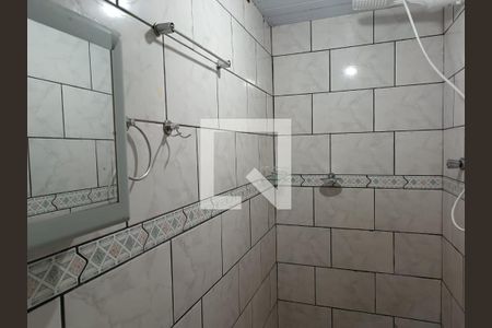 Banheiro de casa para alugar com 1 quarto, 50m² em Novo Aarão Reis, Belo Horizonte