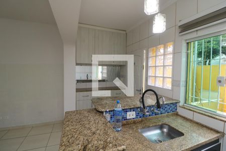 Cozinha de casa para alugar com 1 quarto, 60m² em Aricanduva, São Paulo