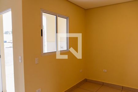 Sala / Quarto de casa para alugar com 1 quarto, 20m² em Conceicao, Osasco