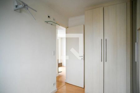 Quarto 1 de apartamento para alugar com 2 quartos, 47m² em Vila Santa Luzia, São Paulo