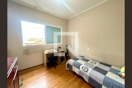 Quarto 2 de casa à venda com 3 quartos, 185m² em Jardim Bonfiglioli, Jundiaí