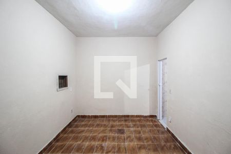 Quarto de casa para alugar com 1 quarto, 753m² em Cabuís, Nilópolis