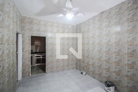 Sala de casa para alugar com 1 quarto, 753m² em Cabuís, Nilópolis