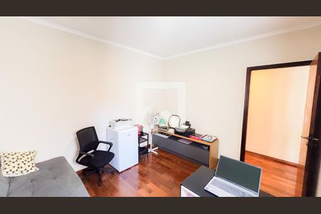 Casa à venda com 192m², 4 quartos e 4 vagas Casa à venda com 192m², 4 quartos e 4 vagasQuarto 1