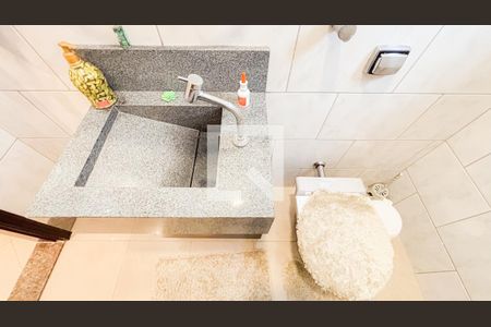 Casa à venda com 192m², 4 quartos e 4 vagas Casa à venda com 192m², 4 quartos e 4 vagasLavabo