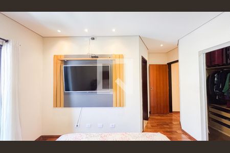 Casa à venda com 192m², 4 quartos e 4 vagas Casa à venda com 192m², 4 quartos e 4 vagasSuite 1