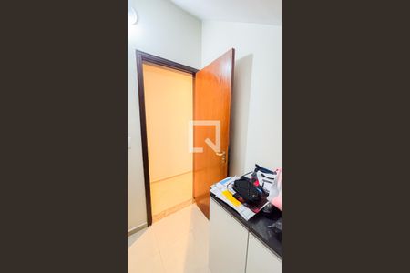 Casa à venda com 192m², 4 quartos e 4 vagas Casa à venda com 192m², 4 quartos e 4 vagasDespensa