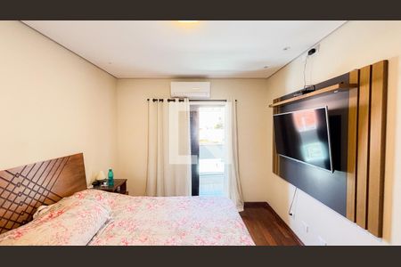 Casa à venda com 192m², 4 quartos e 4 vagas Casa à venda com 192m², 4 quartos e 4 vagasSuite 1