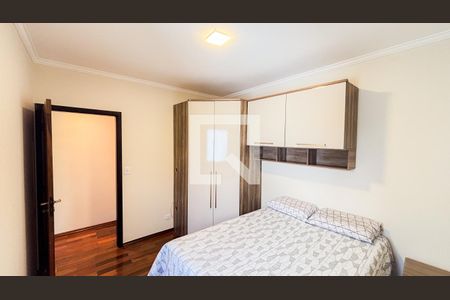 Casa à venda com 192m², 4 quartos e 4 vagas Casa à venda com 192m², 4 quartos e 4 vagasQuarto 2