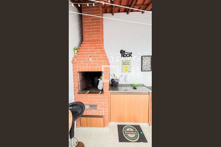 Casa à venda com 192m², 4 quartos e 4 vagas Casa à venda com 192m², 4 quartos e 4 vagasQuintal - Churrasqueira