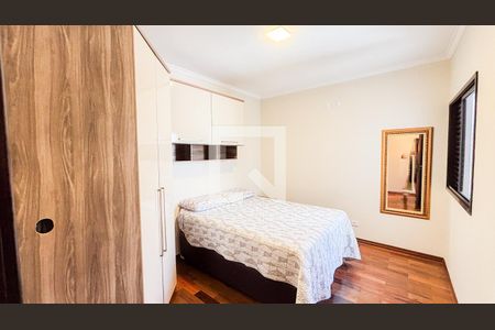 Casa à venda com 192m², 4 quartos e 4 vagas Casa à venda com 192m², 4 quartos e 4 vagasQuarto 2