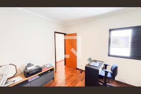 Casa à venda com 192m², 4 quartos e 4 vagas Casa à venda com 192m², 4 quartos e 4 vagasQuarto 1