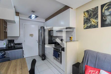 Sala/Cozinha de apartamento para alugar com 2 quartos, 34m² em Vila Sapopemba, São Paulo