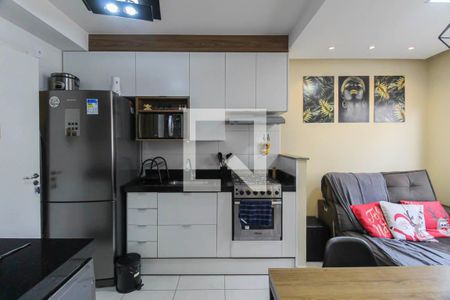 Sala/Cozinha de apartamento para alugar com 2 quartos, 34m² em Vila Sapopemba, São Paulo