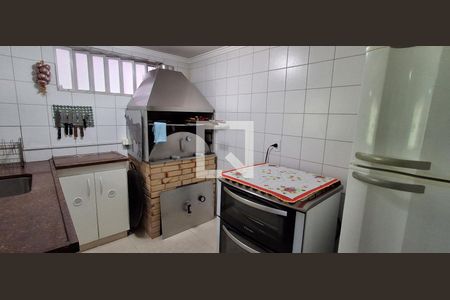 Casa à venda com 400m², 4 quartos e 4 vagas Casa à venda com 400m², 4 quartos e 4 vagasÁrea comum