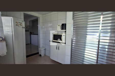 Casa à venda com 400m², 4 quartos e 4 vagas Casa à venda com 400m², 4 quartos e 4 vagasCopa