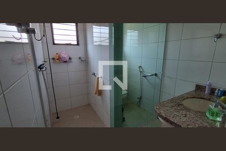 Casa à venda com 400m², 4 quartos e 4 vagas Casa à venda com 400m², 4 quartos e 4 vagasSuíte 2