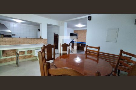 Casa à venda com 400m², 4 quartos e 4 vagas Casa à venda com 400m², 4 quartos e 4 vagasÁrea comum