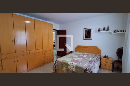 Casa à venda com 400m², 4 quartos e 4 vagas Casa à venda com 400m², 4 quartos e 4 vagasSuíte 2