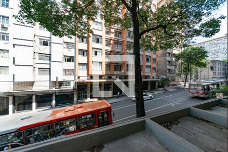 Sala vista de apartamento à venda com 3 quartos, 120m² em Centro, Belo Horizonte