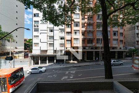 Sala vista de apartamento à venda com 3 quartos, 120m² em Centro, Belo Horizonte