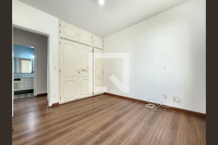 Apartamento para alugar com 268m², 4 quartos e 2 vagas Apartamento para alugar com 268m², 4 quartos e 2 vagasQuarto 3