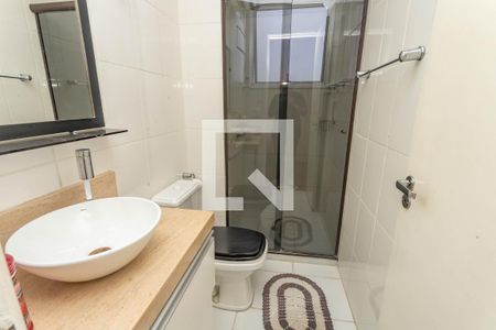 Apartamento à venda com 75m², 2 quartos e 2 vagas Apartamento à venda com 75m², 2 quartos e 2 vagasBanheiro social