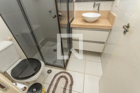 Apartamento à venda com 75m², 2 quartos e 2 vagas Apartamento à venda com 75m², 2 quartos e 2 vagasBanheiro da Suíte
