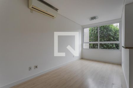 Sala de apartamento para alugar com 1 quarto, 47m² em Vila Ipiranga, Porto Alegre