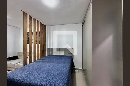 Quarto  de kitnet/studio para alugar com 1 quarto, 35m² em Jardim Caravelas, São Paulo