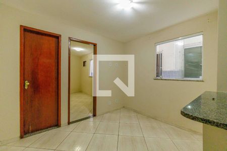 Studio de kitnet/studio para alugar com 1 quarto, 43m² em Vargem Pequena, Rio de Janeiro