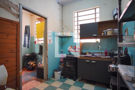 Cozinha de casa à venda com 2 quartos, 200m² em Santa Maria Goretti, Porto Alegre