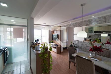 Salas de apartamento para alugar com 2 quartos, 47m² em Vila Satúrnia, Campinas