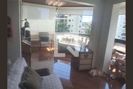 Apartamento à venda com 4 quartos, 210m² em Lapa, São Paulo