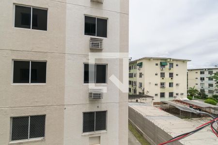 Vista do Quarto 1 de apartamento para alugar com 2 quartos, 42m² em Brás de Pina, Rio de Janeiro