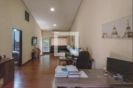 Sala de casa para alugar com 4 quartos, 174m² em Jardim Aurelia, Campinas