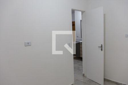 Quarto 1 de casa para alugar com 2 quartos, 40m² em São Pedro, Osasco