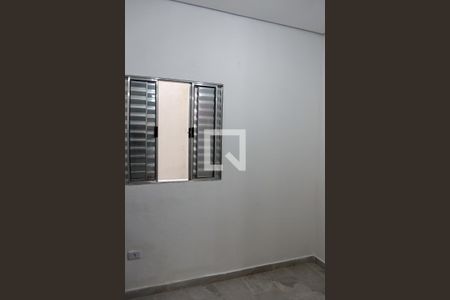 Quarto 2 de casa para alugar com 2 quartos, 40m² em São Pedro, Osasco