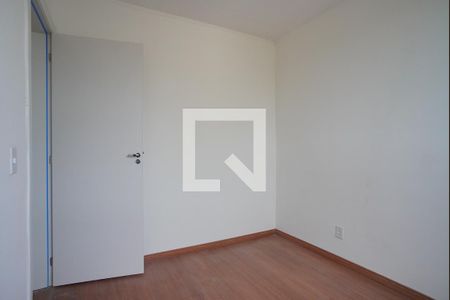 Quarto 2 de apartamento para alugar com 2 quartos, 42m² em Rubem Berta, Porto Alegre