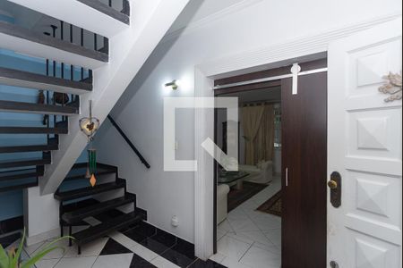 Hall de casa à venda com 3 quartos, 185m² em Alto da Lapa, São Paulo