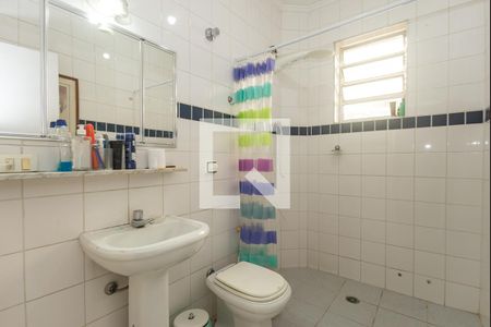 Casa à venda com 185m², 3 quartos e 3 vagas Casa à venda com 185m², 3 quartos e 3 vagasBanheiro Social