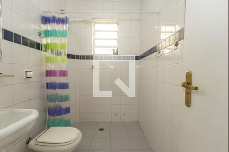 Casa à venda com 185m², 3 quartos e 3 vagas Casa à venda com 185m², 3 quartos e 3 vagasBanheiro Social