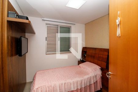 Quarto 1 de apartamento à venda com 3 quartos, 180m² em Calafate, Belo Horizonte