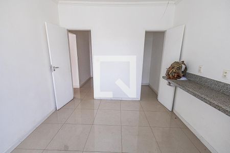 Sala de casa à venda com 3 quartos, 170m² em Itapoã, Belo Horizonte