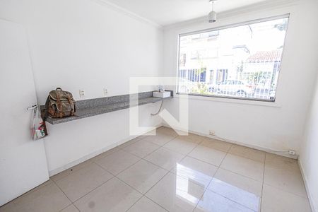 Sala de casa à venda com 3 quartos, 170m² em Itapoã, Belo Horizonte