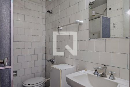 Banheiro de apartamento à venda com 1 quarto, 19m² em Funcionários, Belo Horizonte